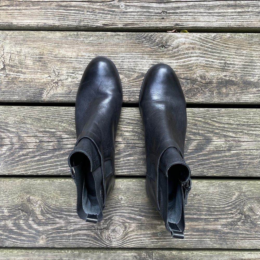Franco Sarto Black Leather Chelsea Style Ankle Boots with Buckle - Picture 4 of 9